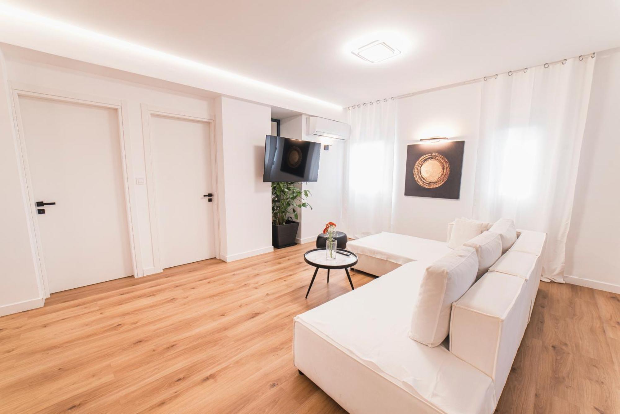 White Harmony, 2 Bedroom Apartment Athens Exterior photo